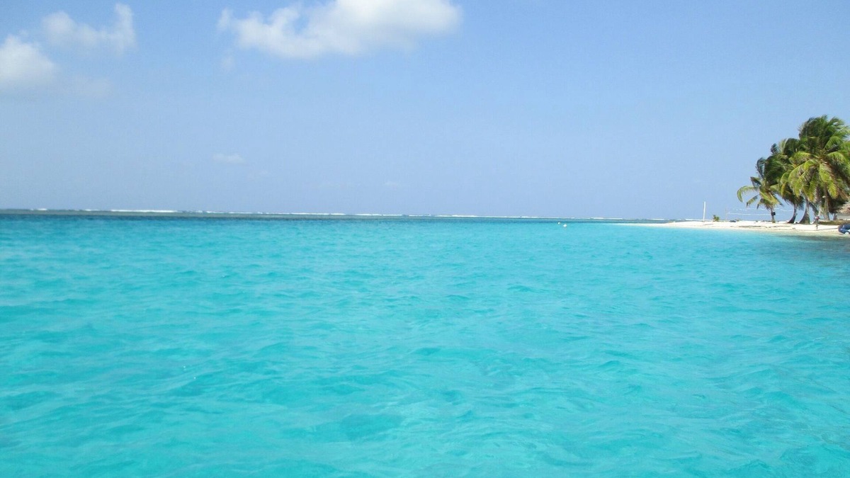 El Porvenir Boat Rental | San Blas Islands Panamá charter in catamaran Cush Guna Yala