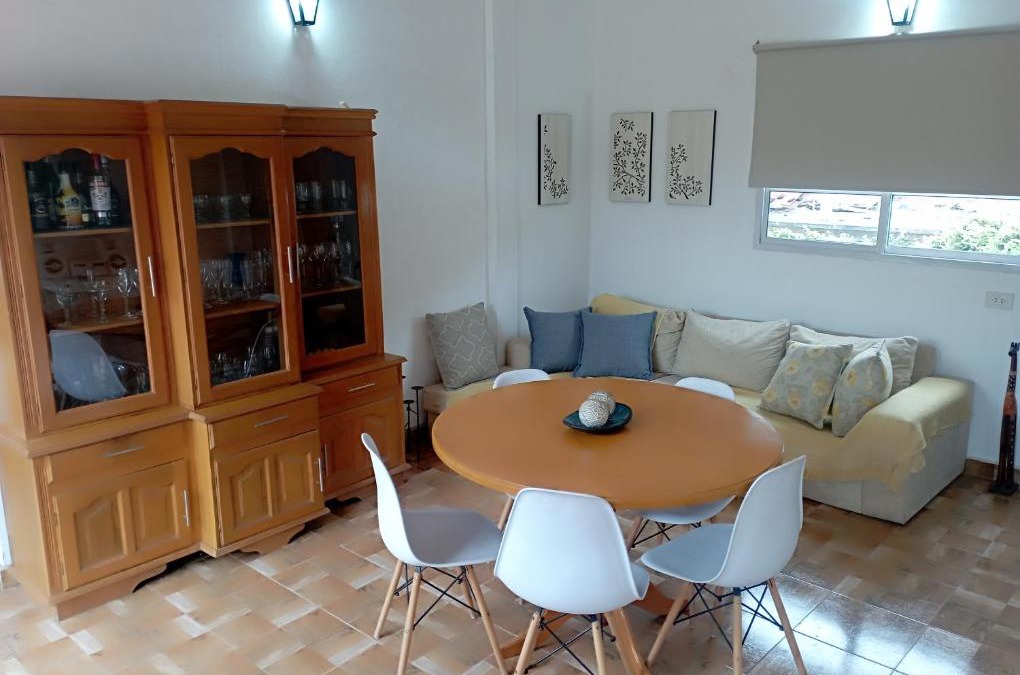 Reyes Apartment | San Cayetano