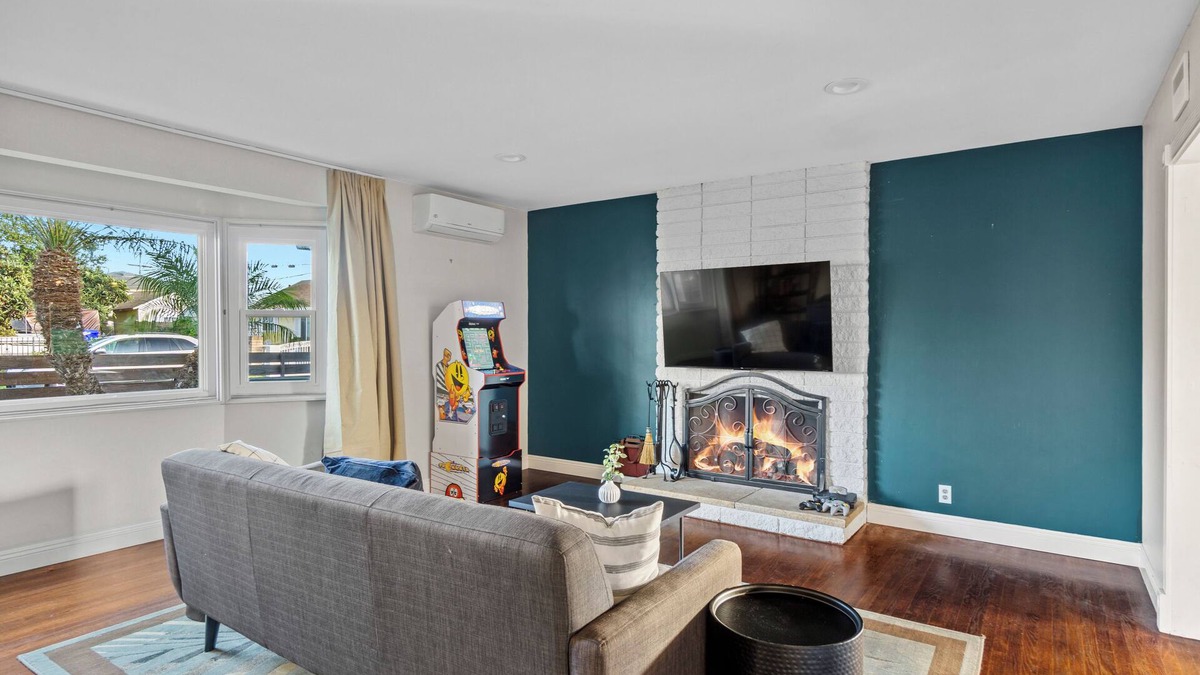 Logan Heights House | San Diego City Escape – Perfect for Families, Groups, & Business Travelers