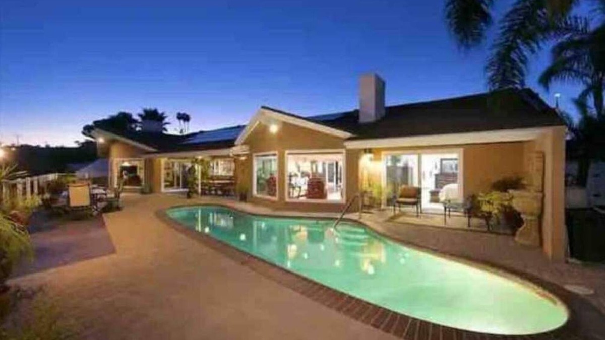 Fletcher Hills House | San Diego Paradise: Scenic Views, Pool & Spa, Private