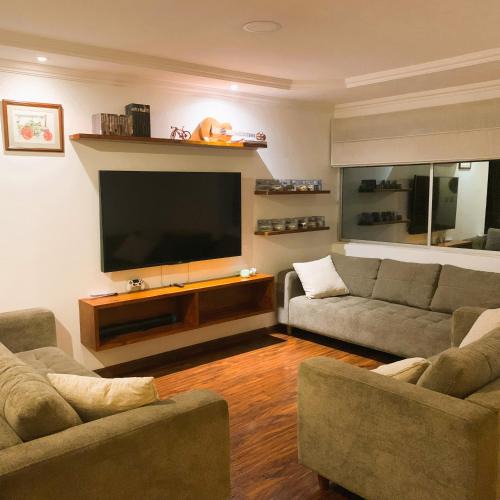 Huayna-Capac Apartment | San Diego Suites Confort, Vista & Estacionamiento en Cuenca