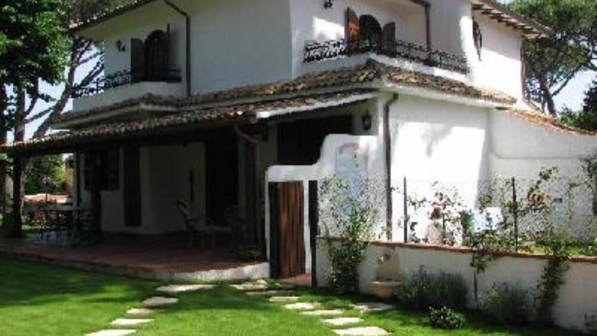 Colonia Elena Villa | San Felice Circeo: Magnificent Villa in an exclusive residence on the sea with private access to beach