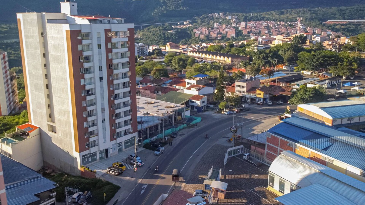 Bucaramanga Apartment | San Gil Plaza 2 bedroom apartment and swimming pool
