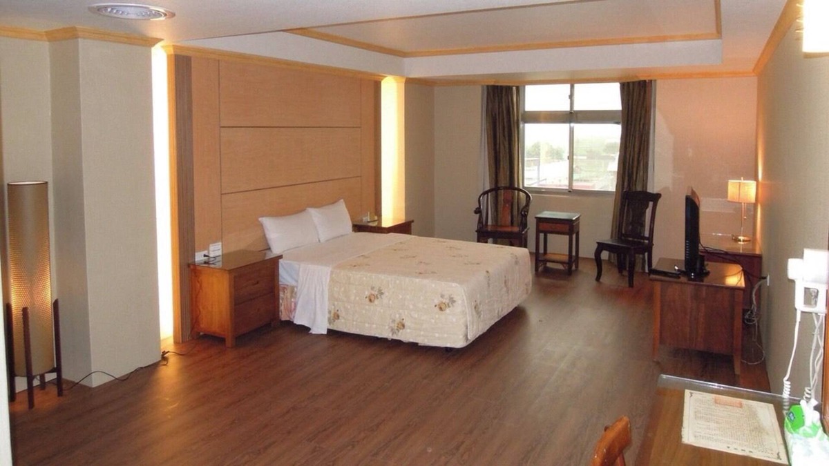 Xiluo Bed & Breakfast | San Ho Business Hotel