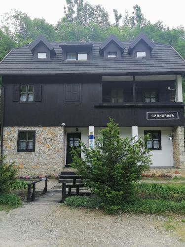 Korana House | San Korana