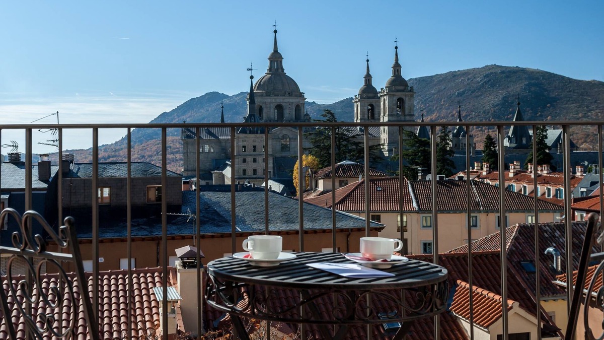 San Lorenzo de El Escorial House | San Lorenzo Suites