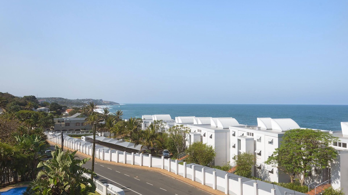 Shaka's Rock Apartment | San Marino 15 - Four Bedroom Apartment, Sleeps 8