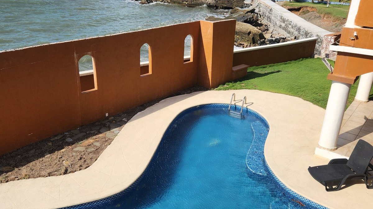 Portobelo House | San Marino Duo, this is casa 36 - Book one or both Casa 36 & 37