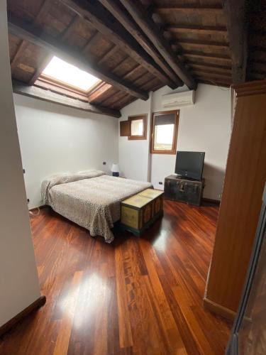 San Marino Bed & Breakfast | San Marino Skyline Virgilio sottotetto