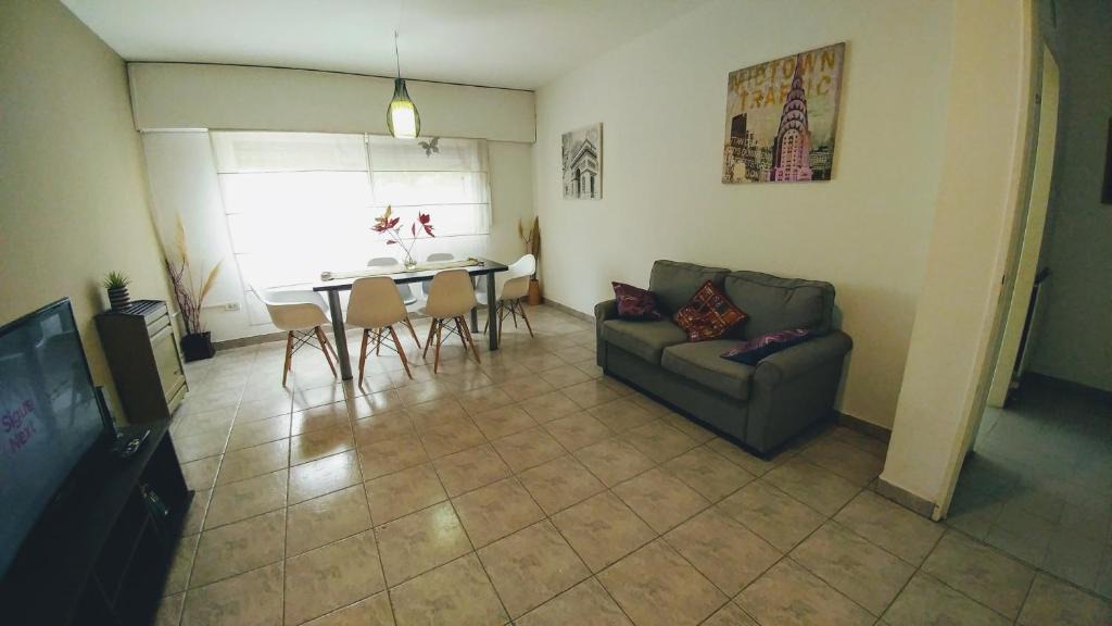 Cipolletti Apartment | San Martin 900 con estacionamiento