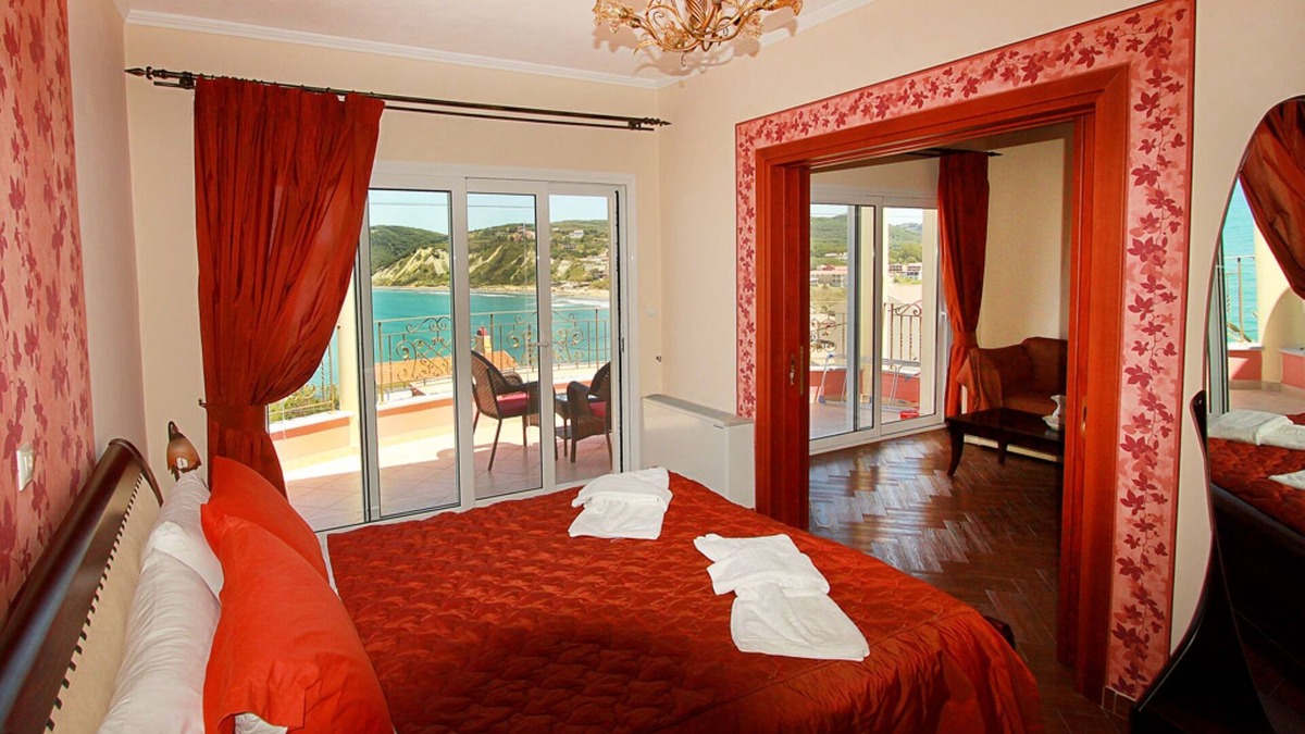 Agios Stefanos Avliotes Villa | SAN STEFANOS NW CORFU VILLAS IN THE BEACH.