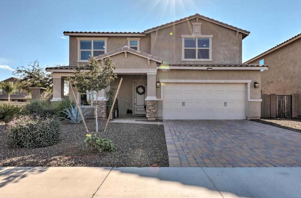 San Tan Valley House | San Tan Valley Gem with Private Pool and Hot Tub!