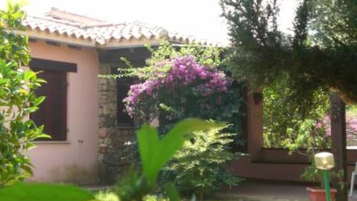 San Teodoro City Centre Villa | San Teodoro: house/villa - San TeodoroHouse with garden