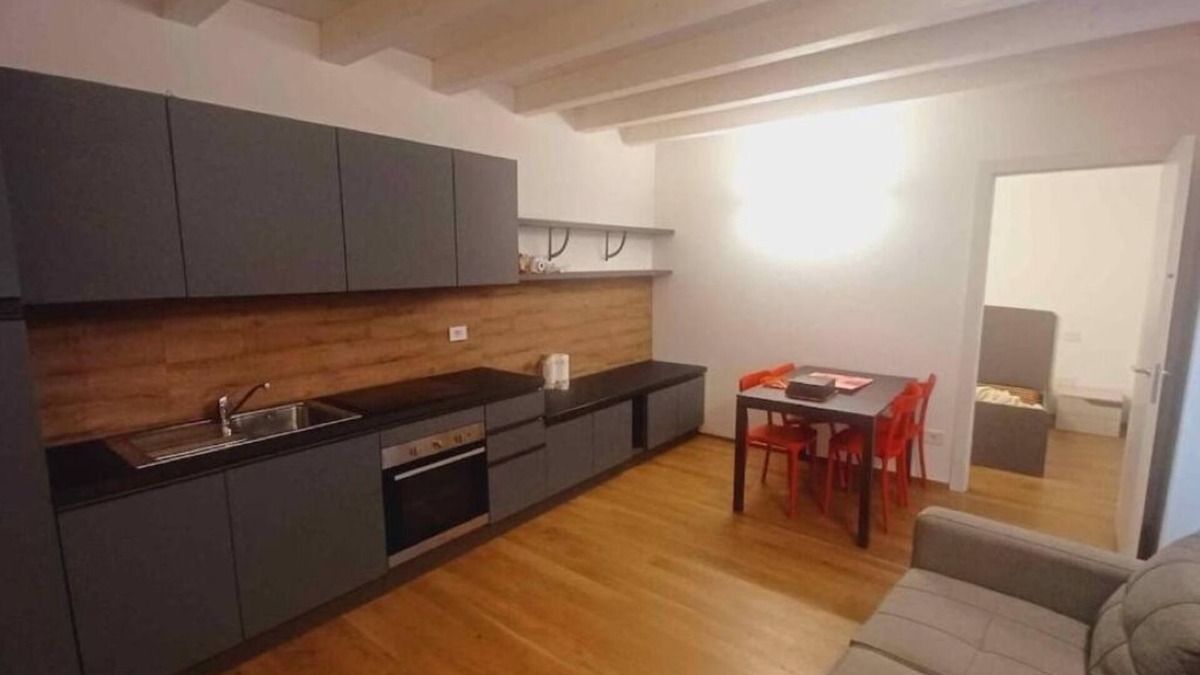 San Zeno House | San Zeno House