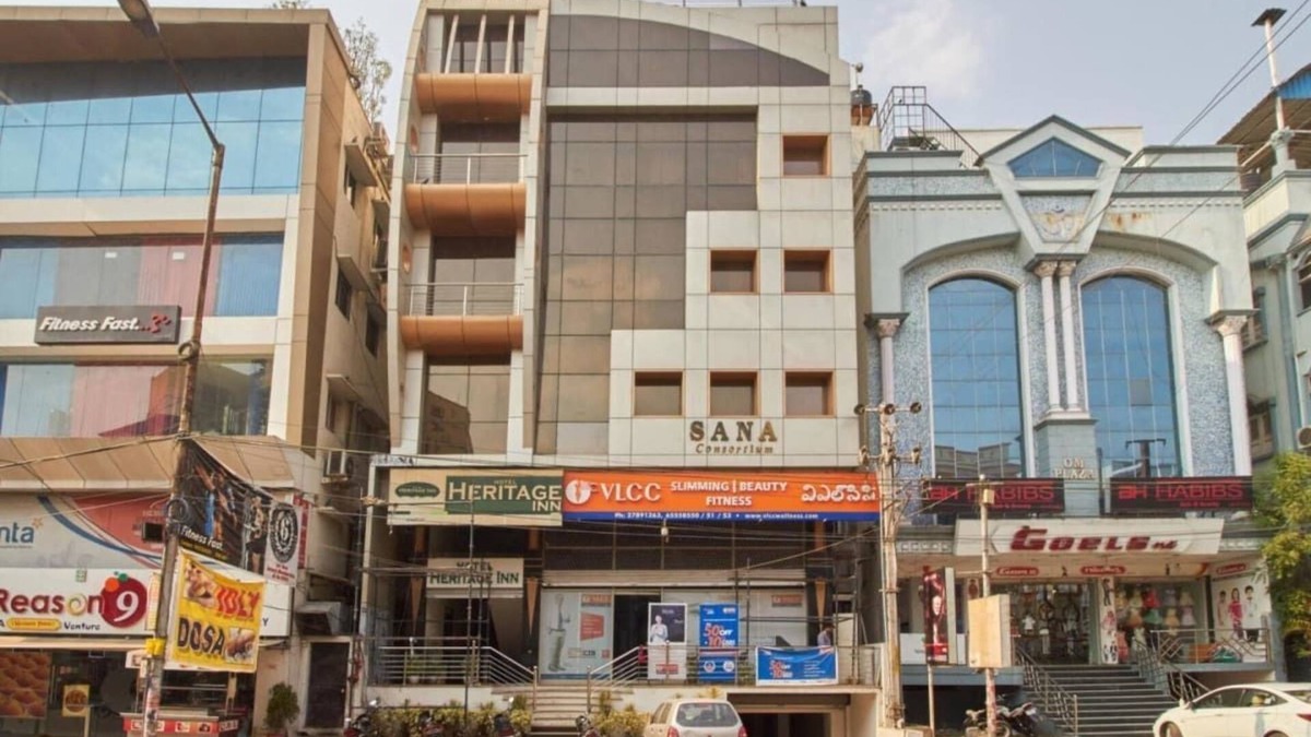 Begumpet Hotel | Sana Heritage Inn Hyd