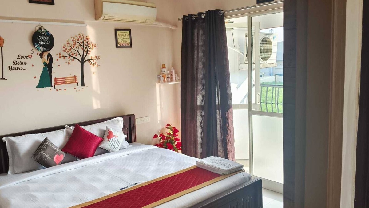 Nedumbassery Apartment | Sancta Maria Airport Hotel-only 3 minute to Cochin Inter National Airport !