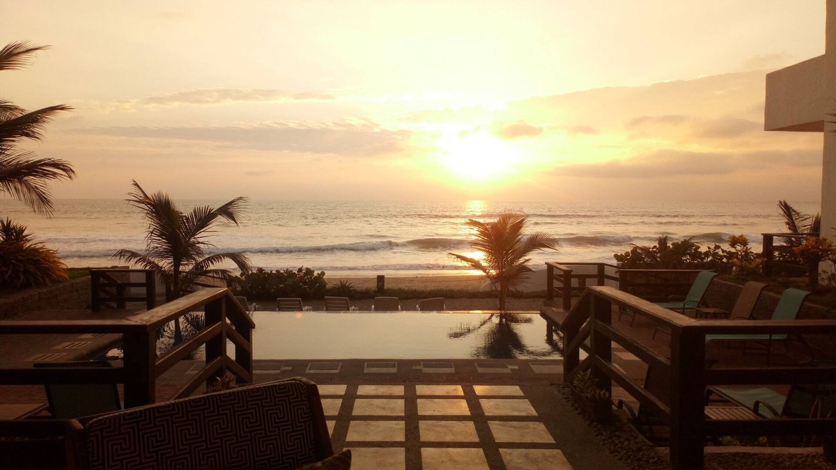 Puerto Cayo Hotel | Sanctuary Puerto Cayo Lodge