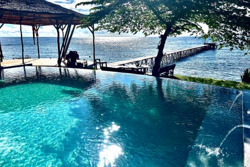 Pulau Unauna House | Sanctum Una Una Eco Dive Resort