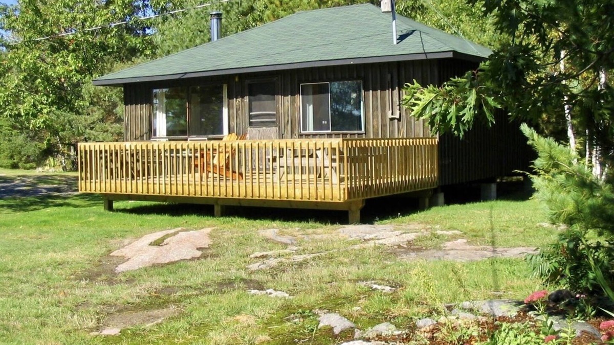 Carling Cottage | Sand Bay: 2-Bedroom Cottage #4