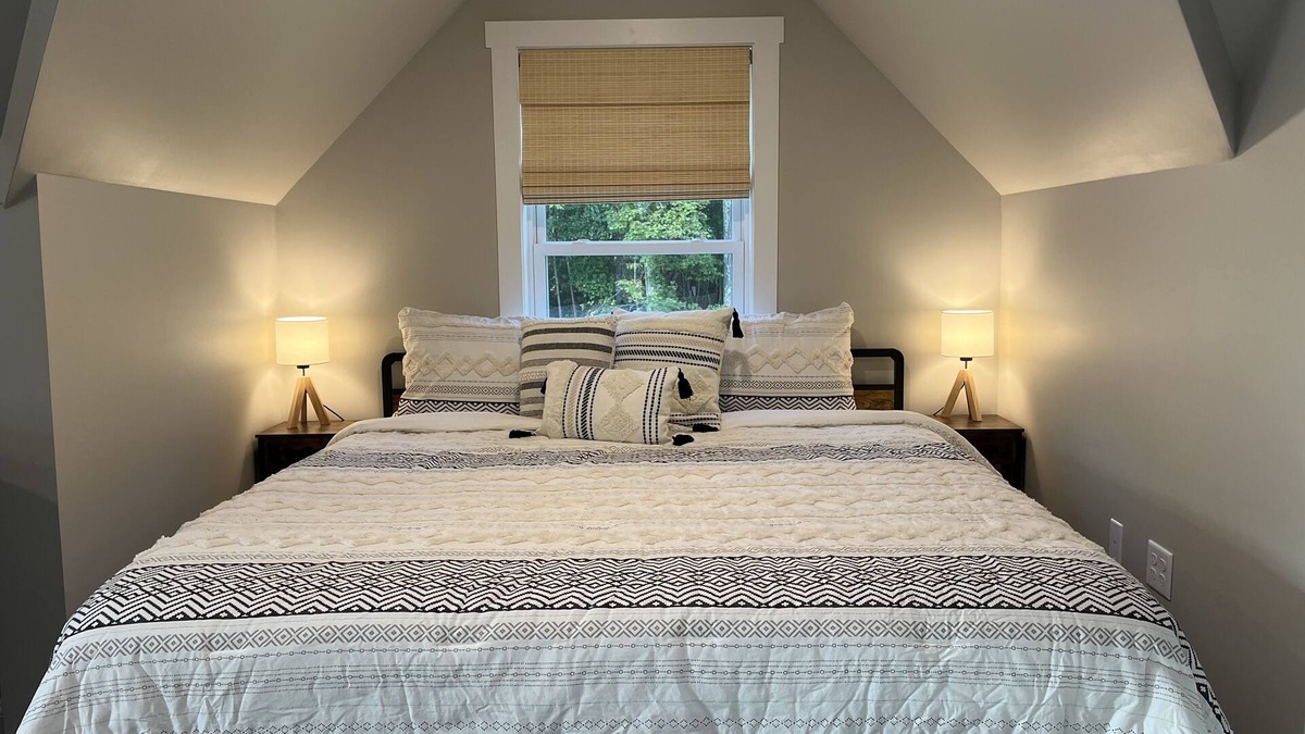 Mifflinburg Apartment | Sand Mountain Studio