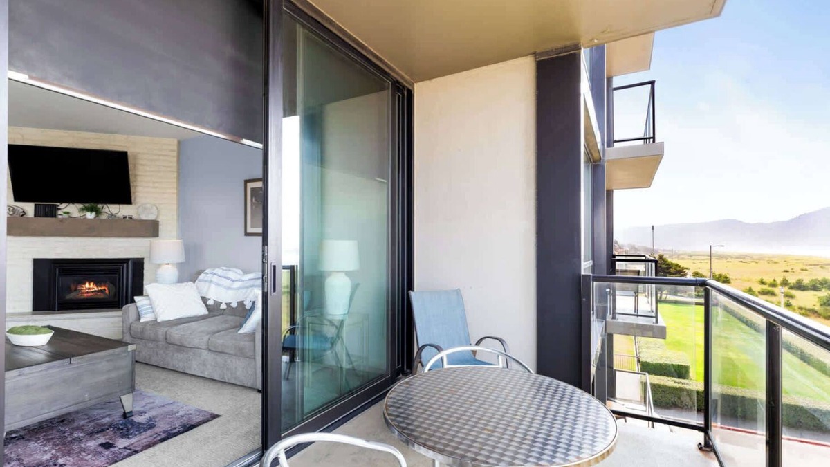 Seaside Condo | Sand & Sea (306) Sojourn - Oceanfront luxury