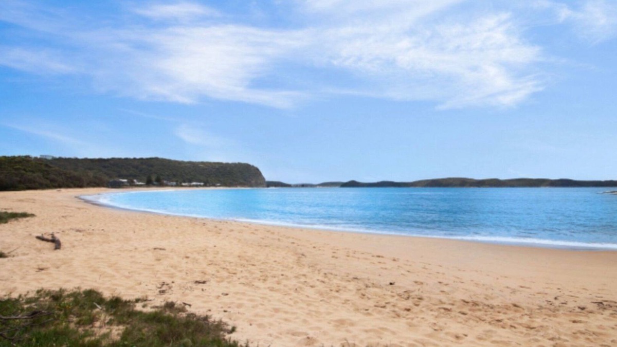 Pearl Beach House | Sand & Sea - Pearl Beach with pool