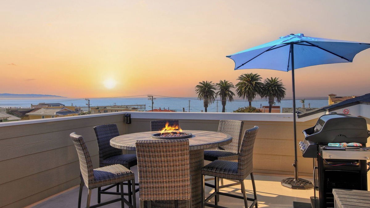 Downtown Condo | Sand & Surf Retreat on San Luis Ave