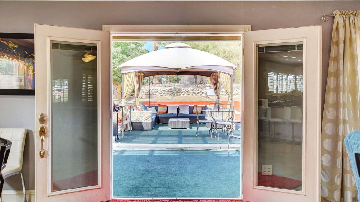Las Vegas House | Sand Volleyball And Orange Turf.This Is Vegas!