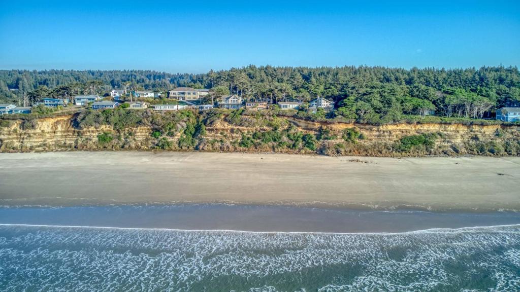 Seal Rock House | Sandalwood