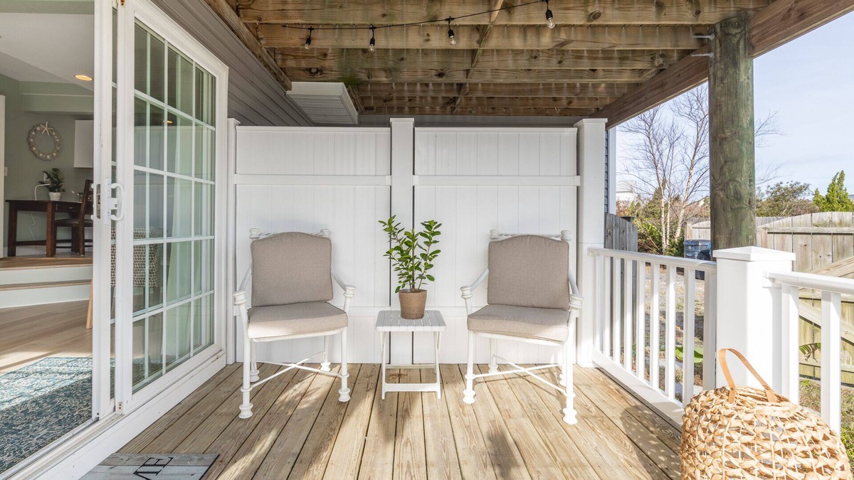 Sandbridge Apartment | Sandbridge Beach Bay Getaway