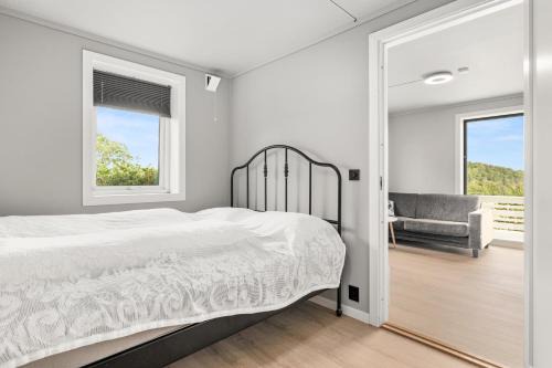 Sandefjord Apartment | Sandefjord 1 bedroom kitchen and bathroom - Non smoking