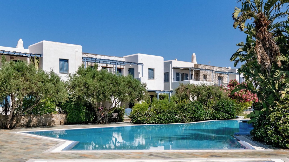 Molos Apartment | Sanders Paros Gardens - Bold 1-Bdr Apt w Patio
