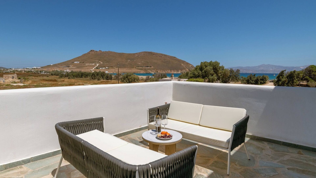 Molos Apartment | Sanders Paros Gardens - Great 1-Bdr Apt w Balcony