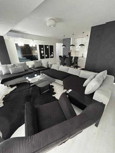 Stip Apartment | Sandev apartments Black&White