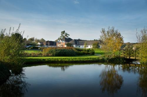 Plastow Green Hotel | Sandford Springs Hotel and Golf Club