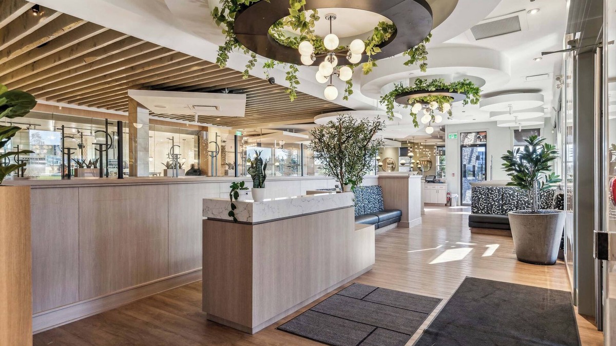Calgary Hotel | Sandman Hotel Calgary Airport