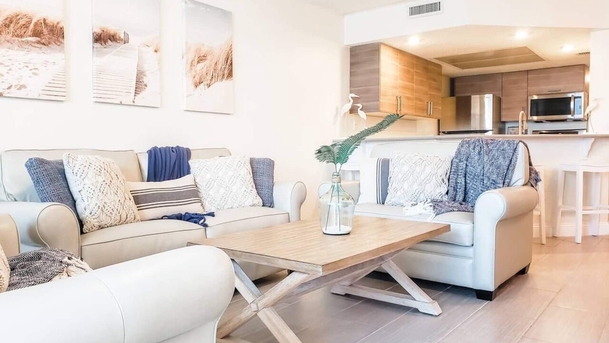 Ponce Inlet Condo | Sandpiper Place Oceanfront Condo - Heated Saltwater Pool Incredible Sunrises