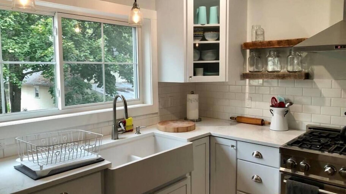Sandpoint Apartment | *Sandpoint Cottage* Cozy, Charming, & Conveniently located