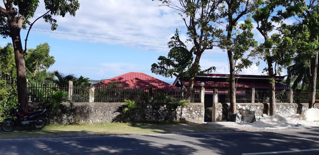 Oslob House | Sandra's Holiday House