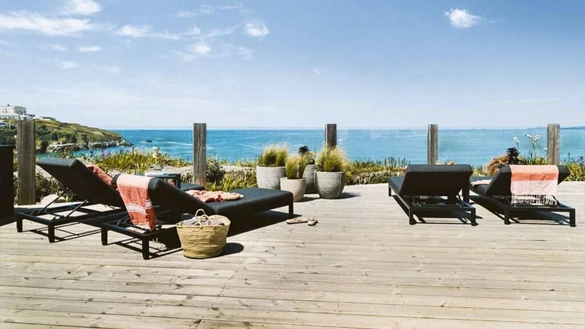 Newquay City Centre Villa | Sands Beach House - Five Bedroom Villa, Sleeps 10