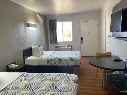 Van Horn Hotel | Sands Motel