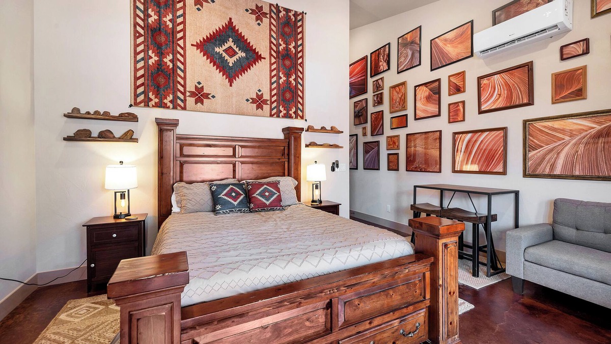 Virgin Apartment | Sandstone Studio w/Private Courtyard, 20 minutes from Zion