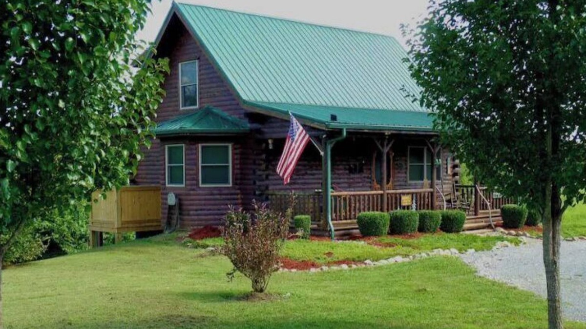 Liberty Cabin | Sandy Acres Cabins (Big Cabin) - by Galilean Home