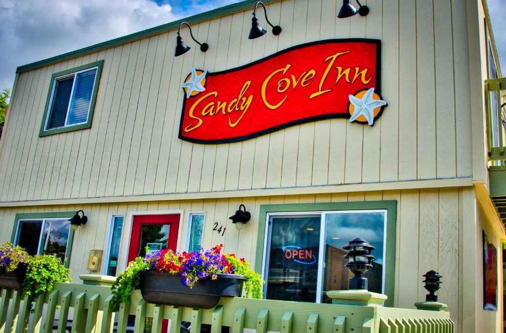 Seaside Hotel | Sandy Cove Inn