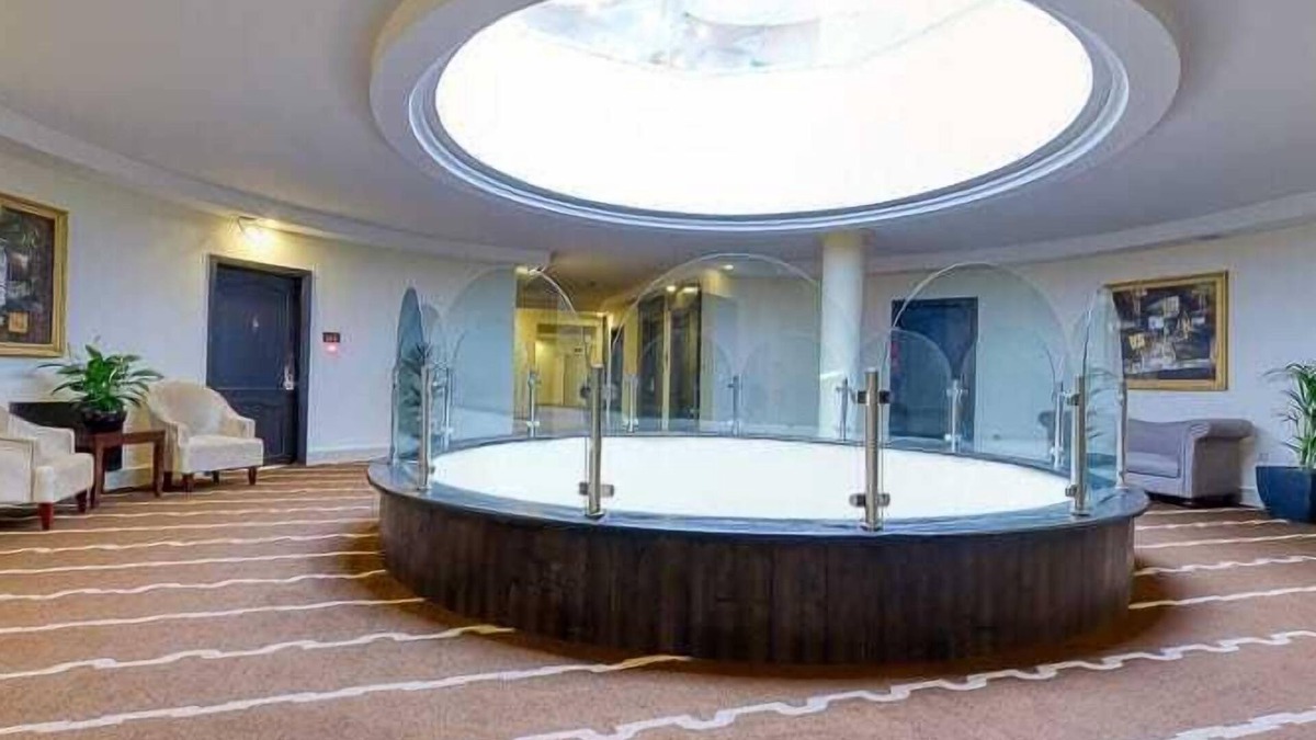Jabal Al-Hussein Hotel | Sandy Palace Hotel