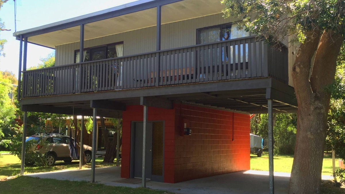 Sandy Point House | Sandy Point Tree House