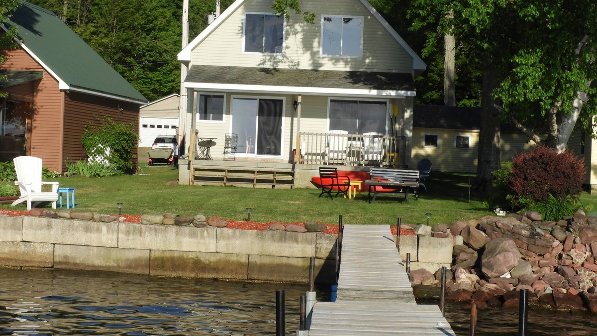 Sandy Creek House | Sandy Pond/Lake Ontario on the lake