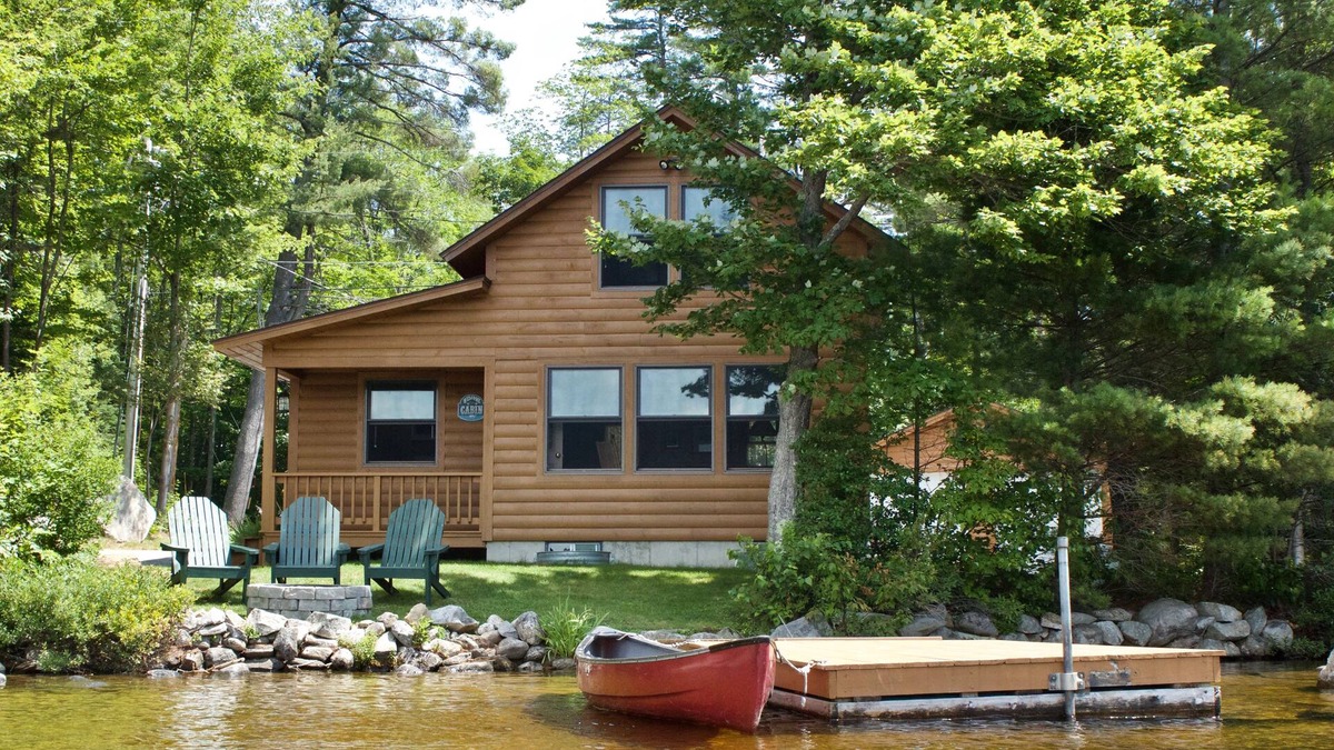 Hanover House | Sandy Waterfront Cabin on Howard Pond. Perfect Vacation Spot