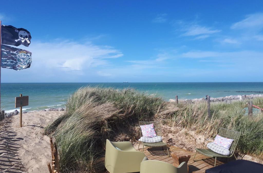 Bleriot-Plage House | sangatte " Les Terrasses" maison front de mer Les pieds dans l'eau pleine de charme Cap Blanc Nez Côte d'Opale