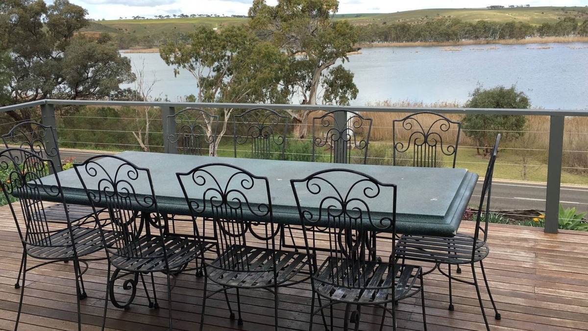 Mannum House | Sangria - holiday home